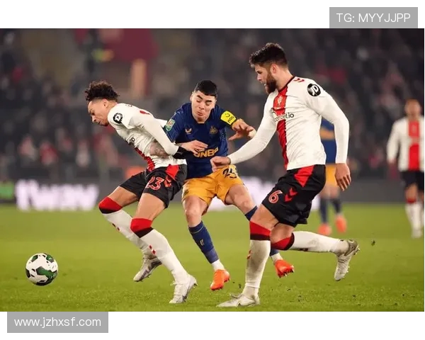 阿尔克马尔与奥斯的精彩对决比分分析与赛后点评